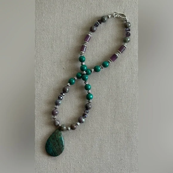 20-1/2 inch Ruby Zoisite gemstone bead Necklace NWOT - Picture 4 of 13
